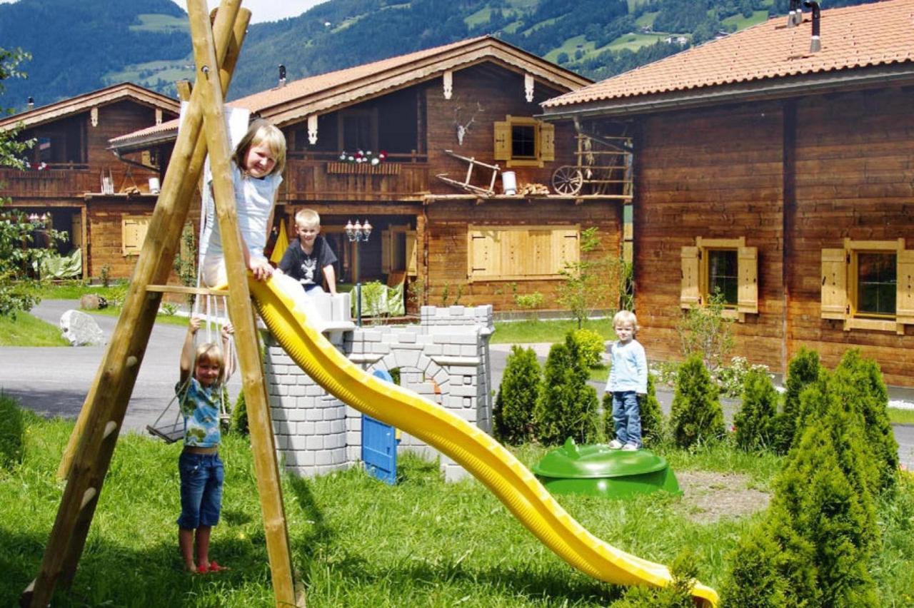 Chalets Almdorf Zillertal, Fügen Buitenkant foto
