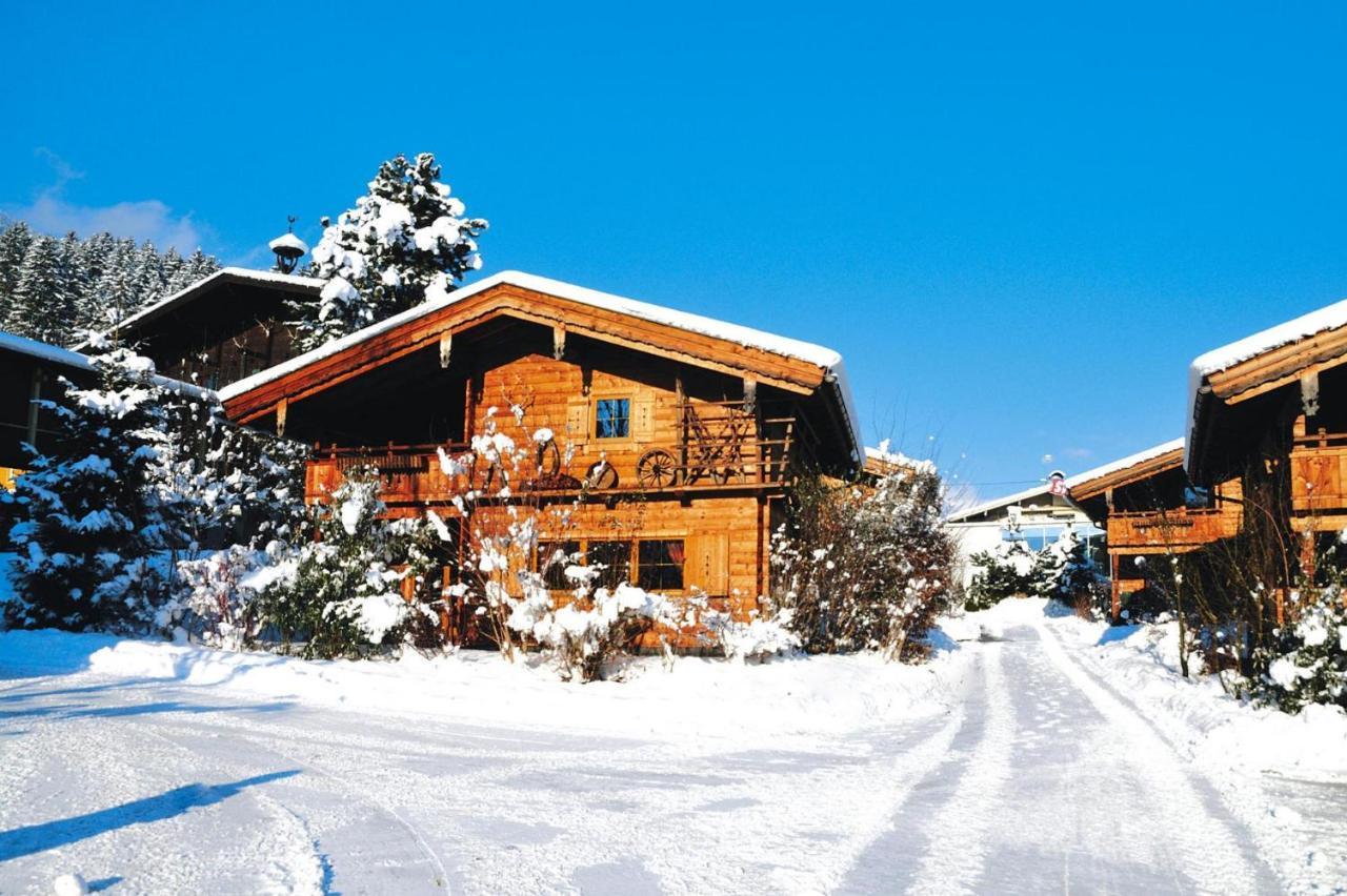 Chalets Almdorf Zillertal, Fügen Buitenkant foto
